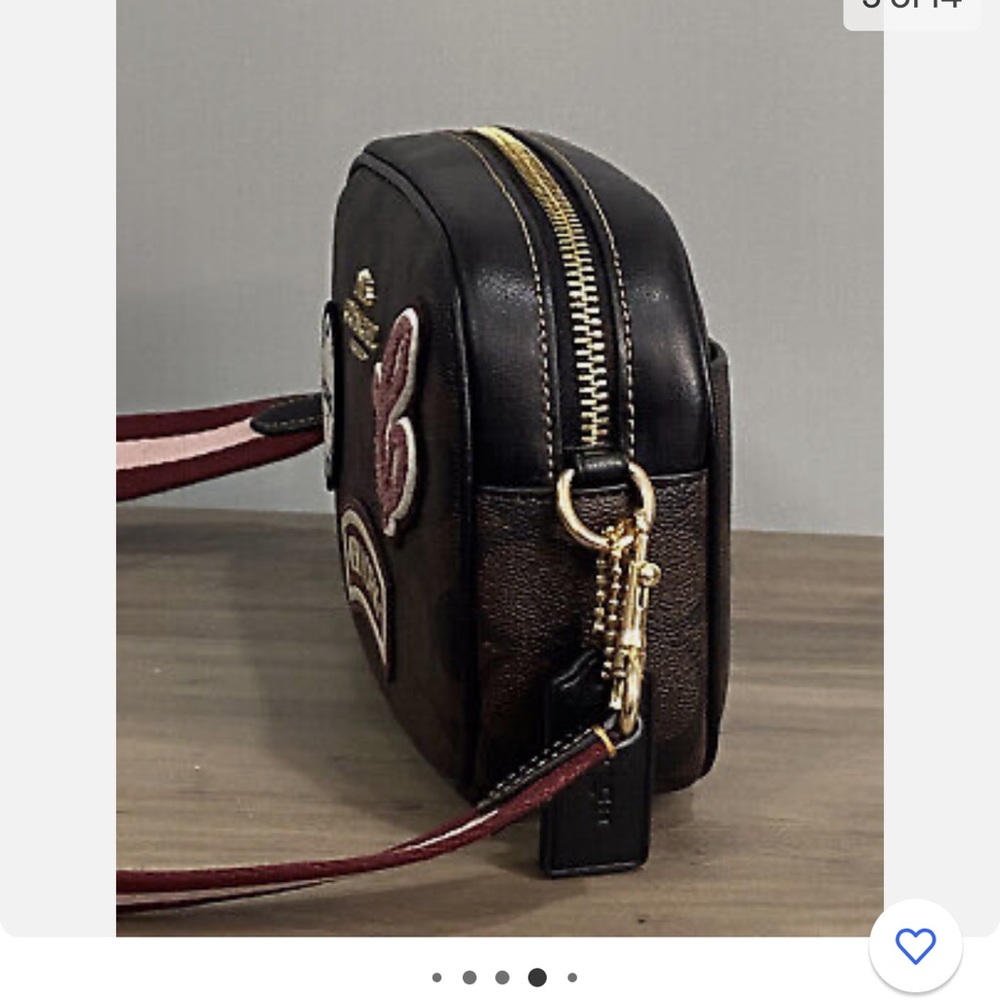 NWT Coach Mini Jamie Camera Bag In Signature
Canvas With Ski Patches - Picture 8 of 10